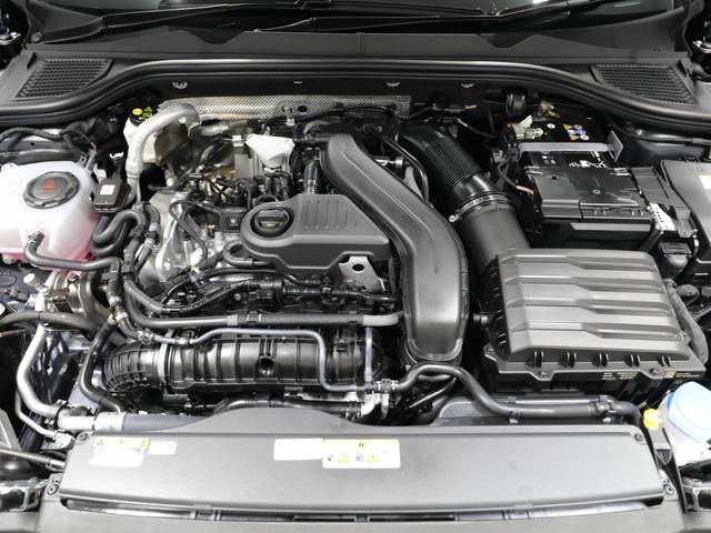 ゴルフ ｅＴＳＩアクティブベーシック　認定中古車　アダクティブクルーズコントロール（全車速追従機能付き）　レーンキープアシスト　パークディスタンスコントロール　リヤトラフィックアラート　レーンチェンジアシスト　デジタルメータークラスター（9枚目）