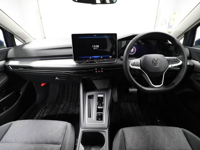 ゴルフ ｅＴＳＩアクティブベーシック　認定中古車　アダクティブクルーズコントロール（全車速追従機能付き）　レーンキープアシスト　パークディスタンスコントロール　リヤトラフィックアラート　レーンチェンジアシスト　デジタルメータークラスター（13枚目）