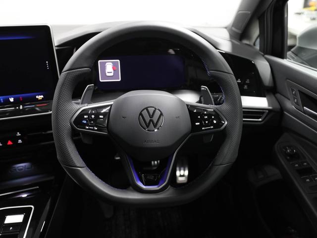 ゴルフＲヴァリアント アドバンス　認定中古車　アダクティブクルーズコントロール（全車速追従機能付き）　レーンキープアシスト　パークディスタンスコントロール　レーンチェンジアシスト　リヤトラフィックアラート　デジタルメータークラスター（14枚目）