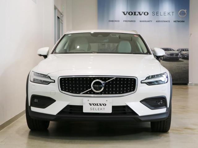 Ｖ６０ クロスカントリー　Ｔ５　ＡＷＤ　プロ（2枚目）