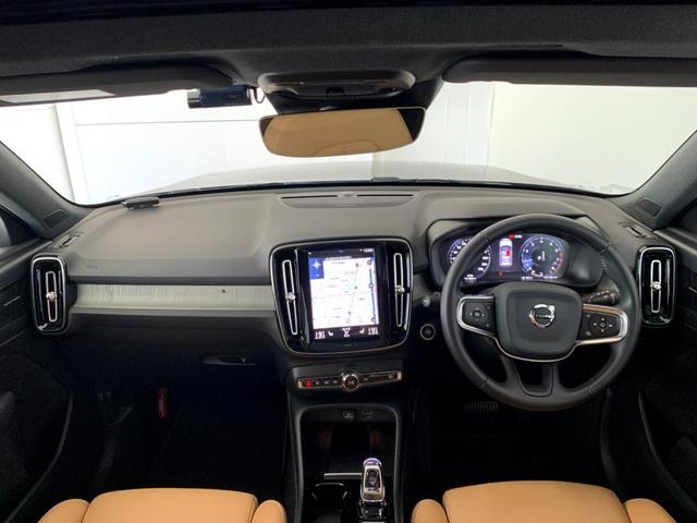 ＸＣ４０ Ｔ４　ＡＷＤ　インスクリプション（2枚目）