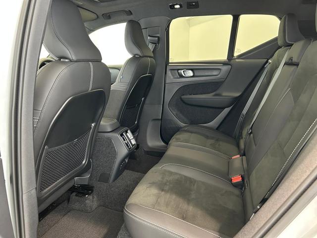 XC40 ウルトラ B4 AWD ダークエディション(21枚目)