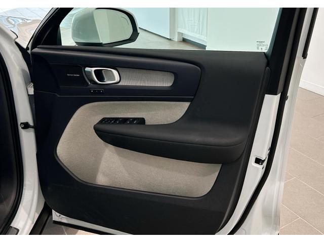 XC40 ウルトラ B4 AWD(16枚目)