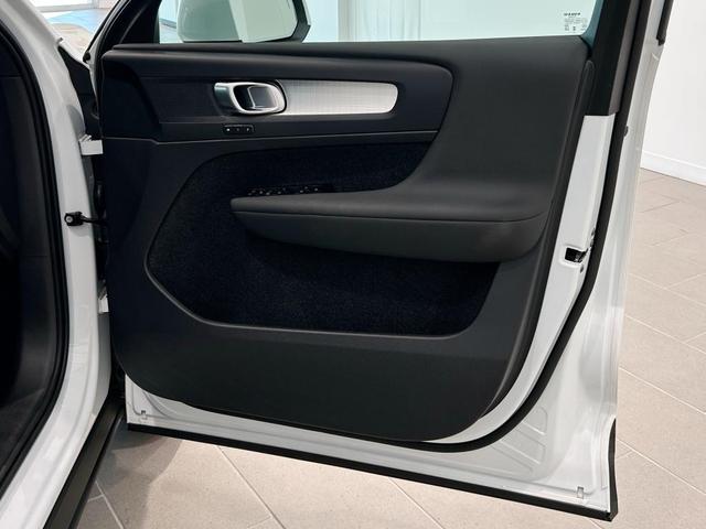 XC40 プラス B3(18枚目)