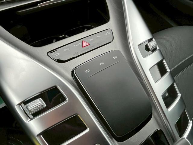 ＧＴ ４ドアクーペ ４３　４マチック＋　ライドコントロール＋パッケージ　４３　４マチック＋　ＡＭＧ　ＲＩＤＥ　ＣＯＮＴＲＯＬ＋ＰＫＧ　グラファイトグレーマグノ（マッド）エクスクルーシブＰＫＧ　ＨＵＤ　ハイパーフォージド２２インチＡＷ　ロワリングキット　レーダー（45枚目）