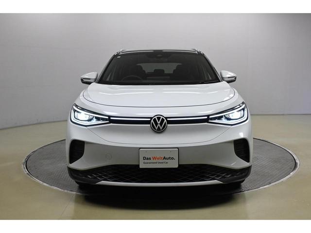 ＩＤ．４ プロ　フォルクスワーゲン認定中古車保証　全周囲カメラ　ＬＥＤヘッドライト　レーンキープアシスト　クリアランスソナー　ＥＴＣ２．０　ワンオーナー（5枚目）