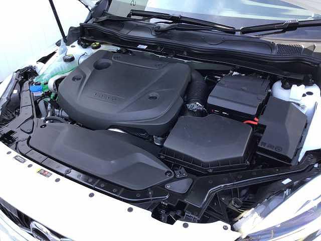 D4 モメンタム キーレス付き 新車保証適用車両(11枚目)