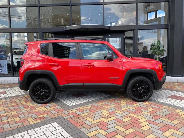 トレイルホーク 認定中古車保証付 整備付 4WD レギュラーガソリン マッド&スノータイヤ装着 クルーズコントロール ETC バックカメラ Bluetooth ルーフレール ブラックアルミ バックソナー HIDヘッド(2枚目)