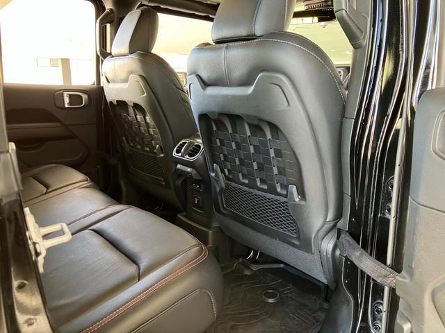 ジープ・ラングラーアンリミテッド ルビコン 認定中古車保証 整備付 ワンオーナー 純正ナビ レザーシート シートヒーター バックカメラ BF Good rich マットテレインタイヤ Bluetooth 3600ccV6エンジン ETC2.0(18枚目)