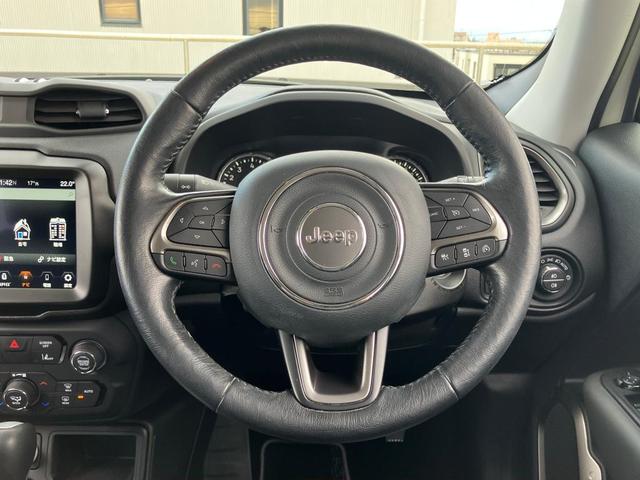 ジープ・レネゲード リミテッド　認定中古車保証付　整備付　後期モデル　ワンオーナー　革シート　ナビ　ＥＴＣ　バックカメラ　１．３Ｌターボ　シートヒーター　ハンドルヒーター　オートクルーズ　バックソナー　ＬＥＤヘッドライト（30枚目）