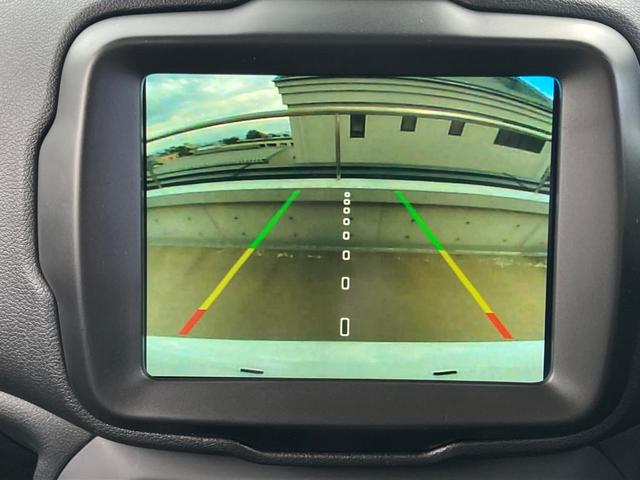 ジープ・レネゲード リミテッド　認定中古車保証付　整備付　後期モデル　ワンオーナー　革シート　ナビ　ＥＴＣ　バックカメラ　１．３Ｌターボ　シートヒーター　ハンドルヒーター　オートクルーズ　バックソナー　ＬＥＤヘッドライト（33枚目）