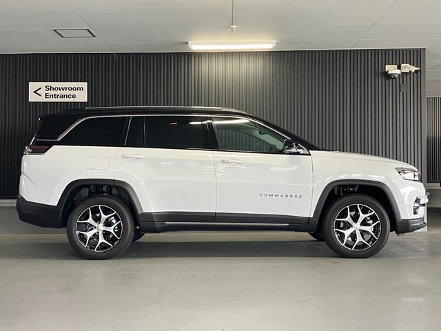 ジープ・コマンダー リミテッドサンルーフ付き 新車保証継承 整備付 弊社試乗車 2.0Lディーセルターボ ブラウンレザーシート シートヒーター ハンズフリーパワーリフトゲート 全方位カメラ 純正ナビ フルセグ ブラックルーフ 障害物センサー(7枚目)