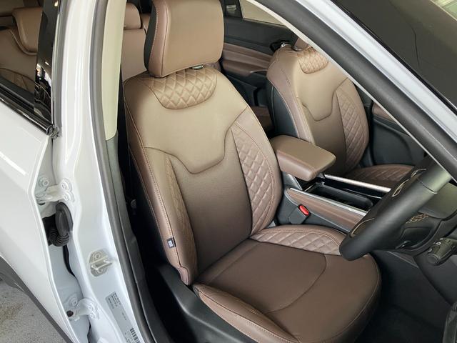 ジープ・コマンダー リミテッドサンルーフ付き 新車保証継承 整備付 弊社試乗車 2.0Lディーセルターボ ブラウンレザーシート シートヒーター ハンズフリーパワーリフトゲート 全方位カメラ 純正ナビ フルセグ ブラックルーフ 障害物センサー(16枚目)