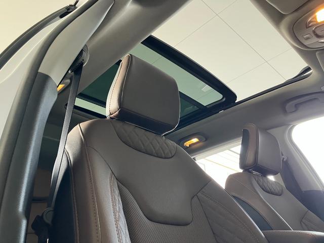 ジープ・コマンダー リミテッドサンルーフ付き 新車保証継承 整備付 弊社試乗車 2.0Lディーセルターボ ブラウンレザーシート シートヒーター ハンズフリーパワーリフトゲート 全方位カメラ 純正ナビ フルセグ ブラックルーフ 障害物センサー(32枚目)