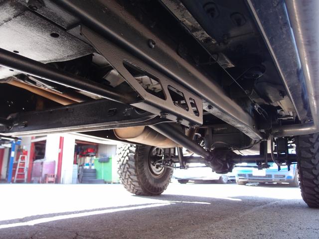 シボレーサバーバン シボレー ｌｔ 社外ｈｄｄナビ地デジｔｖ バックカメラ ミュージックサーバー ｄｖｄ再生可 レザーシート リフトアップ 社外アルミ オーバーフェンダーの中古車詳細 中古車検索ならkurutown クルタウン