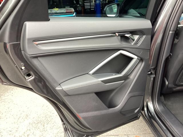 Q3スポーツバック 35TFSI Sライン コンビニエンスパッケージ アシスタンスパッケージ スマートフォンインターフェイス オートマチックテールゲート ハイビームアシスト(37枚目)