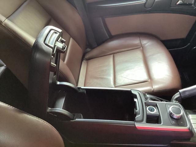 Gクラス G350d ワンオーナー ラグジュアリーパッケージ Harman/Kardon ブラウンレザーシート サンルーフ 純正ナビ TデジTV バックカメラ シートヒーター(32枚目)