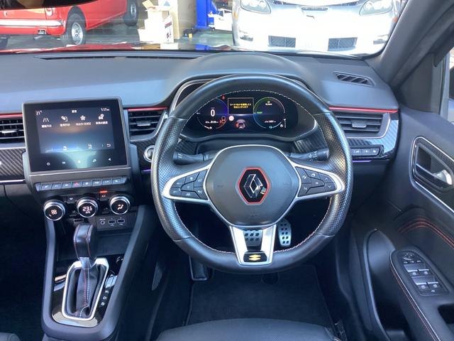 アルカナ ルノー　スポール　ラインＥ－テックハイブリッド　ＬＥＤヘッドライト　アクティブクルーズコントロール　レーンキープアシスト　ハーフレザー　シートヒーター　全方位カメラ（18枚目）