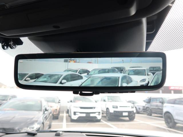 レンジローバーイヴォーク Ｓ　認定中古車　ワンオーナー　アダプティブクルーズ　ＣｌｅａｒＳｉｇｈｔインテリアリアビューミラー　衝突軽減システム　レーンキープアシスト　３６０°カメラ　シートヒーター　パワーテールゲート　スマートキー（4枚目）