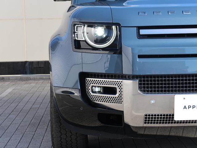 ディフェンダー １１０ＳＥ　Ｐ３００　認定中古車　１オ―ナー　禁煙車　エアサス　サンルーフ　純正２０インチアルミ　アダプティブクルーズ　ＭＥＲＩＤＩＡＮ　液晶メーター　３Ｄサラウンドカメラ　急速クーラーボックス　衝突軽減　スマートキー（16枚目）