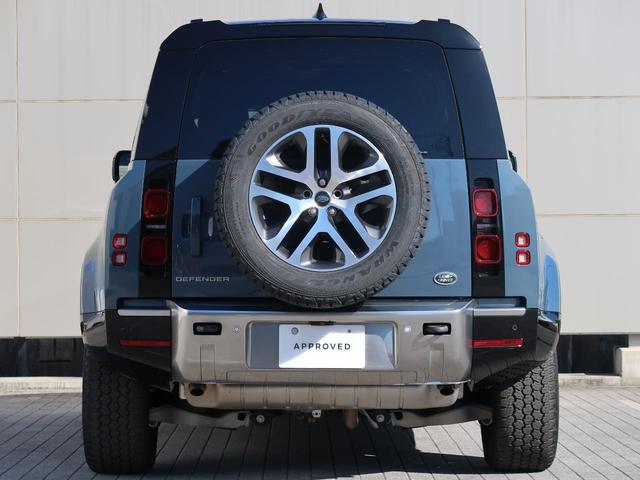 ディフェンダー １１０ＳＥ　Ｐ３００　認定中古車　１オ―ナー　禁煙車　エアサス　サンルーフ　純正２０インチアルミ　アダプティブクルーズ　ＭＥＲＩＤＩＡＮ　液晶メーター　３Ｄサラウンドカメラ　急速クーラーボックス　衝突軽減　スマートキー（28枚目）