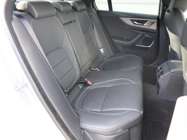 ＸＥ ＸＥ　Ｒ－ダイナミックＳＥ　Ｐ２５０　認定中古車　禁煙車　アダプティブクルーズ　ブラックパック　ＭＥＲＩＤＩＡＮサウンド　ブラインドスポットモニター　衝突軽減　レーンキープアシスト　キーレス　ステアリングパドルシフト　純正１９インチアルミ（17枚目）