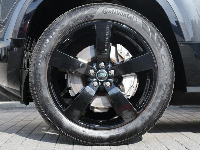 ディフェンダー １１０Ｘ－ダイナミックＨＳＥ　Ｄ３５０　認定中古車　ディーゼル　禁煙車　１オーナー　サンルーフ　エアサス　前席シートヒーター＆シートクーラー　デジタルミラー　フィックスドサイドステップ　ＭＥＲＩＤＩＡＮ　純正２２インチアルミ（17枚目）