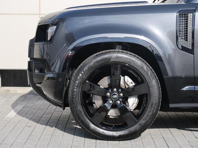 ディフェンダー １１０Ｘ－ダイナミックＨＳＥ　Ｄ３５０　認定中古車　ディーゼル　禁煙車　１オーナー　サンルーフ　エアサス　前席シートヒーター＆シートクーラー　デジタルミラー　フィックスドサイドステップ　ＭＥＲＩＤＩＡＮ　純正２２インチアルミ（32枚目）