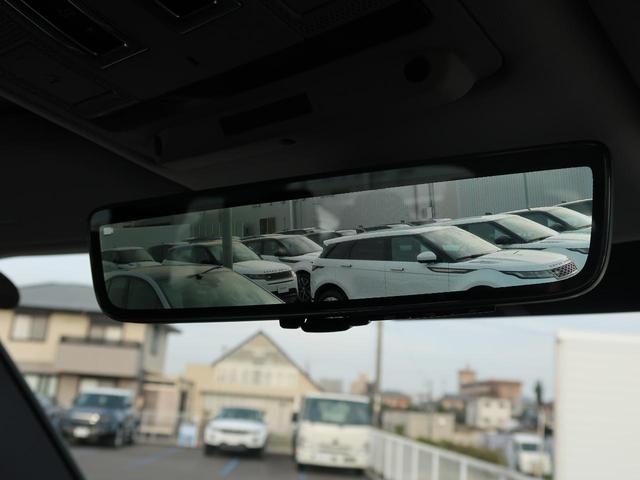 ディフェンダー １３０ＳＥ　Ｄ３００　認定中古車　１オーナー　ディーゼル　禁煙車　サンルーフ　フィックスドサイドステップ　アダプティブクルーズ　エアサスペンション　３Ｄサラウンドカメラ　衝突軽減システム　純正２０インチアルミ　スマートキー（5枚目）