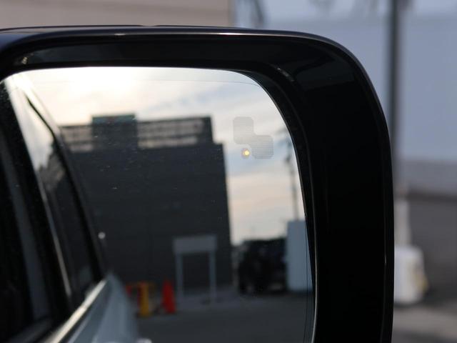 ディフェンダー １３０ＳＥ　Ｄ３００　認定中古車　１オーナー　ディーゼル　禁煙車　サンルーフ　フィックスドサイドステップ　アダプティブクルーズ　エアサスペンション　３Ｄサラウンドカメラ　衝突軽減システム　純正２０インチアルミ　スマートキー（10枚目）