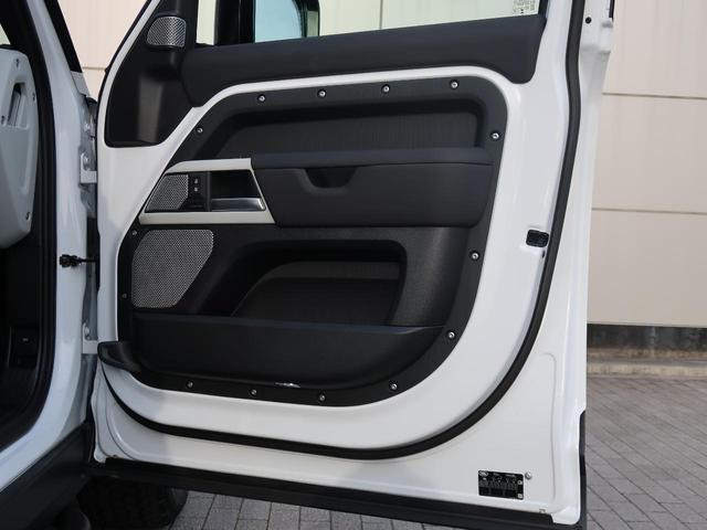 ディフェンダー １３０ＳＥ　Ｄ３００　認定中古車　１オーナー　ディーゼル　禁煙車　サンルーフ　フィックスドサイドステップ　アダプティブクルーズ　エアサスペンション　３Ｄサラウンドカメラ　衝突軽減システム　純正２０インチアルミ　スマートキー（46枚目）