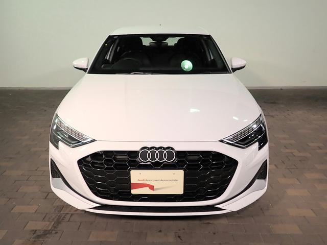 A3 スポーツバック30TFSIアドバンスド 禁煙 純正ナビ USB Bluetooth Bカメラ ETC2.0 Sヒーター バーチャルコックピット AUDIプレセンス アダクティブアシスト コンビニエンス&アシスタンスPKG 純正17AW(2枚目)