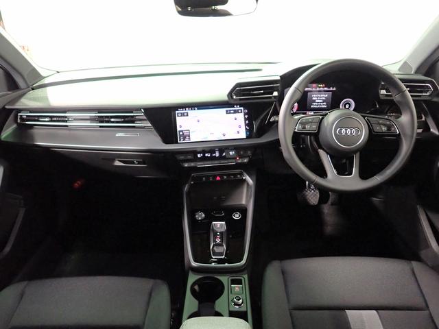 A3 スポーツバック30TFSIアドバンスド 禁煙 純正ナビ USB Bluetooth Bカメラ ETC2.0 Sヒーター バーチャルコックピット AUDIプレセンス アダクティブアシスト コンビニエンス&アシスタンスPKG 純正17AW(6枚目)