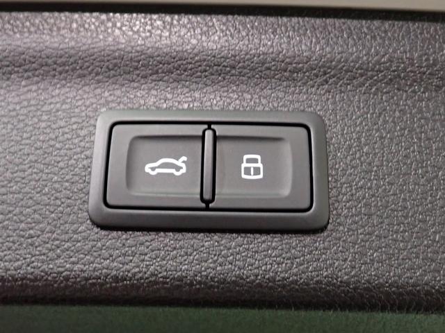 Q3 35TFSI Sライン 禁煙 純正メモリーナビ USB Bluetooth サラウンドビューM ETC2.0 LEDヘッド アウディプレセンス パーシャルレザー Sヒーター Pテールゲート コンビニエンス&アシスタンスPKG(18枚目)