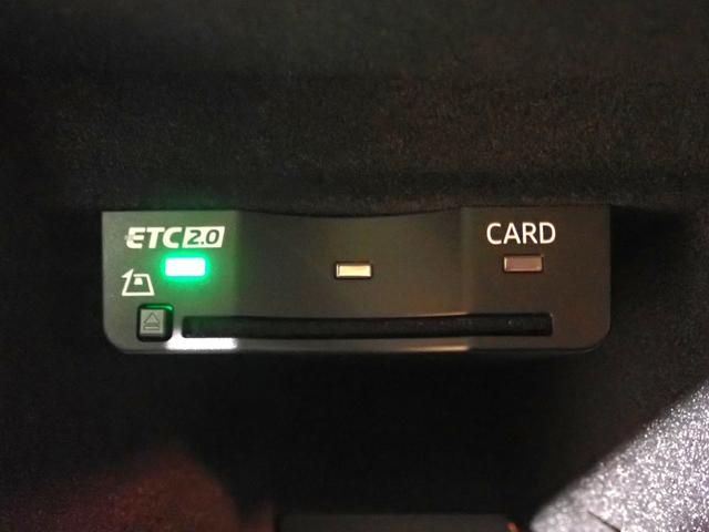 Q3 35TFSI Sライン 禁煙 純正メモリーナビ USB Bluetooth サラウンドビューM ETC2.0 LEDヘッド アウディプレセンス パーシャルレザー Sヒーター Pテールゲート コンビニエンス&アシスタンスPKG(27枚目)