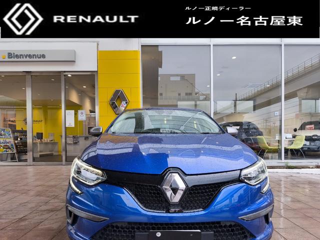 メガーヌ GT アップルカープレイ アンドロイドオートオーディオ バックカメラ スマートキー 衝突被害軽減ブレーキ クルコン パドルシフト 前後ソナー LEDライト 禁煙車(6枚目)