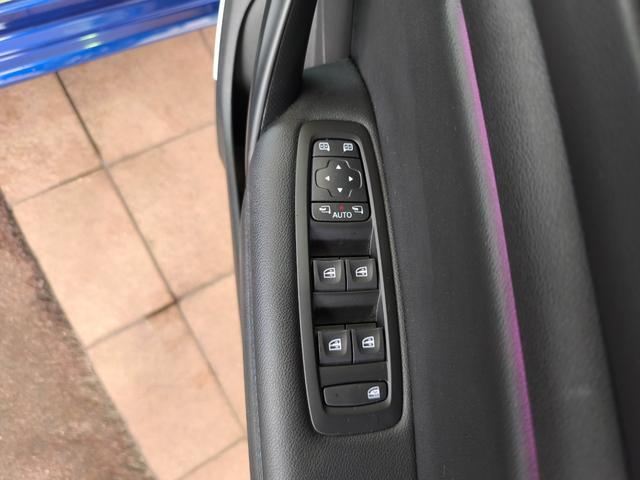 メガーヌ GT アップルカープレイ アンドロイドオートオーディオ バックカメラ スマートキー 衝突被害軽減ブレーキ クルコン パドルシフト 前後ソナー LEDライト 禁煙車(10枚目)