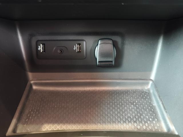 メガーヌ GT アップルカープレイ アンドロイドオートオーディオ バックカメラ スマートキー 衝突被害軽減ブレーキ クルコン パドルシフト 前後ソナー LEDライト 禁煙車(28枚目)