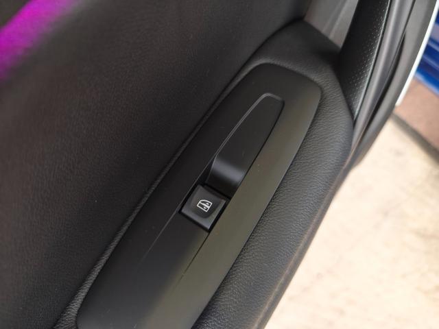 メガーヌ GT アップルカープレイ アンドロイドオートオーディオ バックカメラ スマートキー 衝突被害軽減ブレーキ クルコン パドルシフト 前後ソナー LEDライト 禁煙車(31枚目)