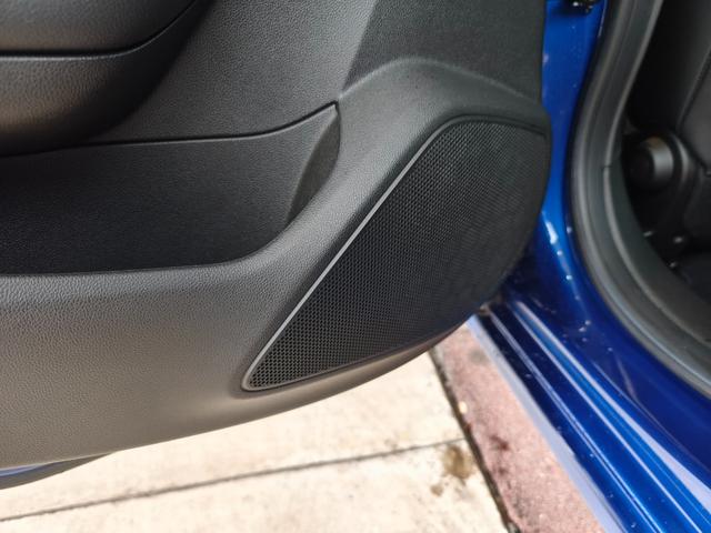 メガーヌ GT アップルカープレイ アンドロイドオートオーディオ バックカメラ スマートキー 衝突被害軽減ブレーキ クルコン パドルシフト 前後ソナー LEDライト 禁煙車(47枚目)