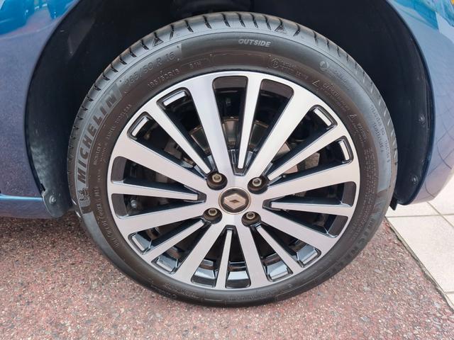 トゥインゴ インテンス ハーフレザーシート AppleCarplay アンドロイドオート対応 バックカメラ クルーズコントロール 16インチホイール(45枚目)