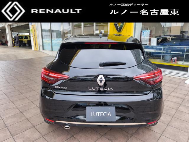 ルーテシア ラ・パリジェンヌ ステアリングヒーター アダプティブクルーズコントロール 衝突軽減ブレーキ リアカメラ Carplay ETC クリアランスソナー LEDヘッドライト(5枚目)