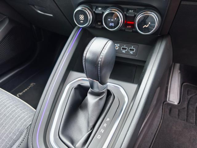 ルーテシア ラ・パリジェンヌ ステアリングヒーター アダプティブクルーズコントロール 衝突軽減ブレーキ リアカメラ Carplay ETC クリアランスソナー LEDヘッドライト(16枚目)