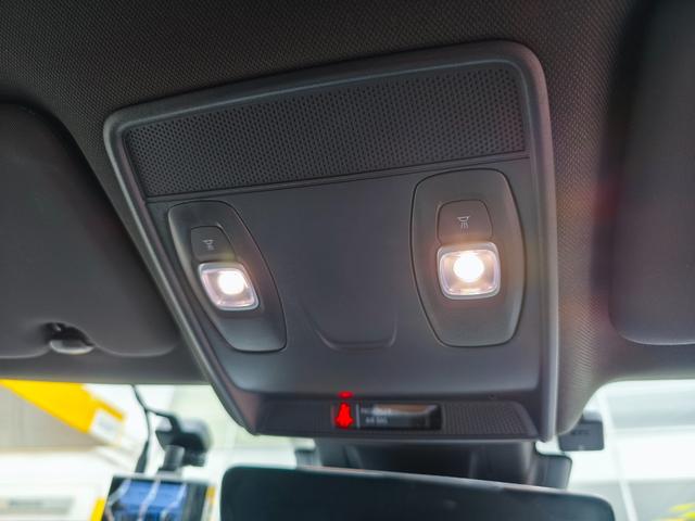 ルーテシア ラ・パリジェンヌ ステアリングヒーター アダプティブクルーズコントロール 衝突軽減ブレーキ リアカメラ Carplay ETC クリアランスソナー LEDヘッドライト(18枚目)