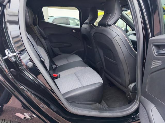 ルーテシア ラ・パリジェンヌ ステアリングヒーター アダプティブクルーズコントロール 衝突軽減ブレーキ リアカメラ Carplay ETC クリアランスソナー LEDヘッドライト(32枚目)