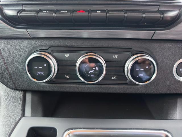 カングー インテンス ガソリンターボ 7速EDC 両側スライドドア ダブルバックドア 追従クルコン AppleCarPlay AndroidAuto(23枚目)