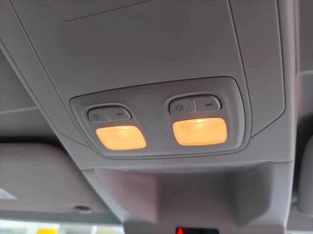 カングー インテンス ガソリンターボ 7速EDC 両側スライドドア ダブルバックドア 追従クルコン AppleCarPlay AndroidAuto(27枚目)