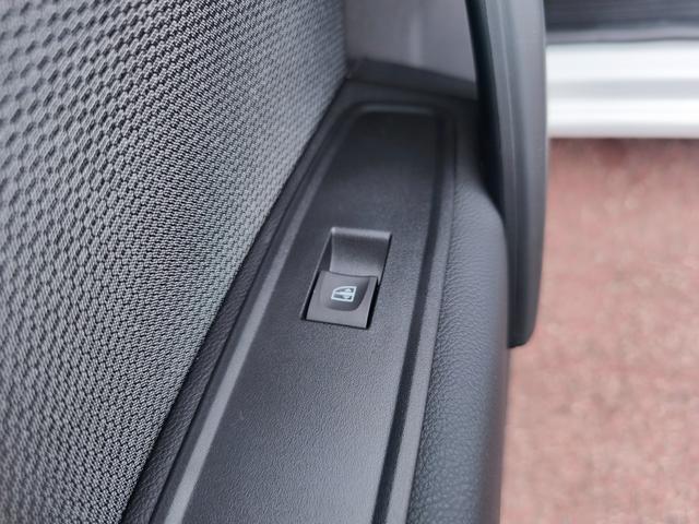 カングー インテンス ガソリンターボ 7速EDC 両側スライドドア ダブルバックドア 追従クルコン AppleCarPlay AndroidAuto(31枚目)