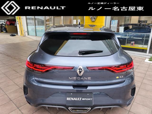 メガーヌ ルノー スポール シートヒーター アダプティブクルコン ブレンボブレーキ 四輪操舵 AppleCarPlay/AndroidAuto対応 ディスプレイオーディオ 前後ソナー(5枚目)