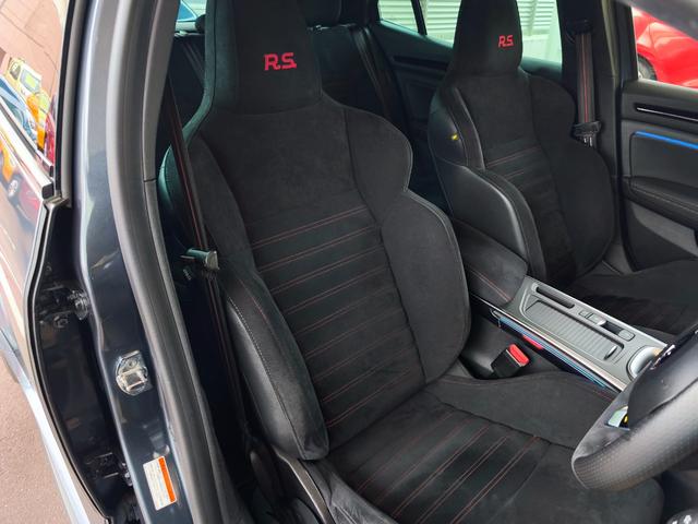 メガーヌ ルノー スポール シートヒーター アダプティブクルコン ブレンボブレーキ 四輪操舵 AppleCarPlay/AndroidAuto対応 ディスプレイオーディオ 前後ソナー(10枚目)